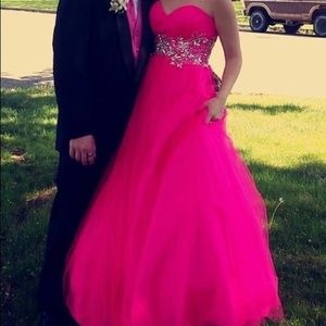 Sherri Hill ball gown prom dress